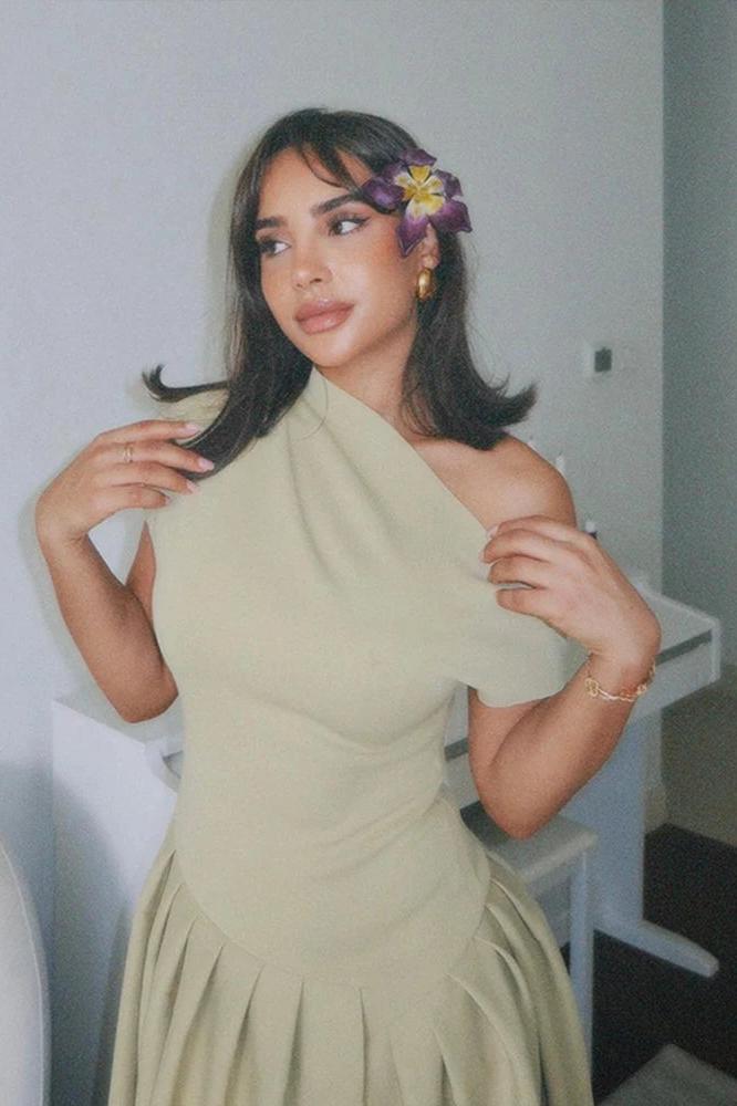 Pleated Midi Dress Short Sleeve Open Shoulder