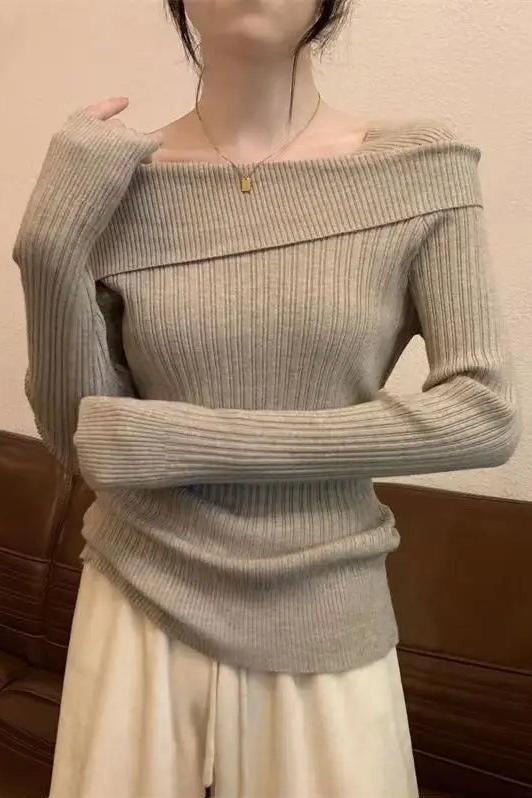 Off Shoulder Long Sleeve Knitted Top