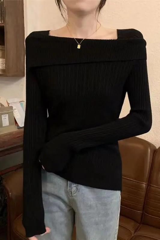 Off Shoulder Long Sleeve Knitted Top