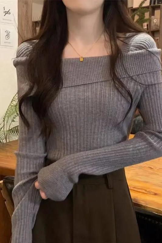 Off Shoulder Long Sleeve Knitted Top